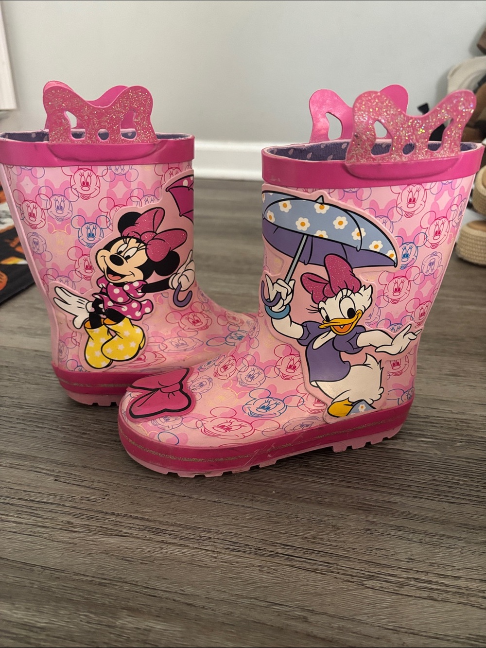 Disney Pink Minnie & Daisy Kids Rain Boots with Sparkle Crown Handles size 11/12